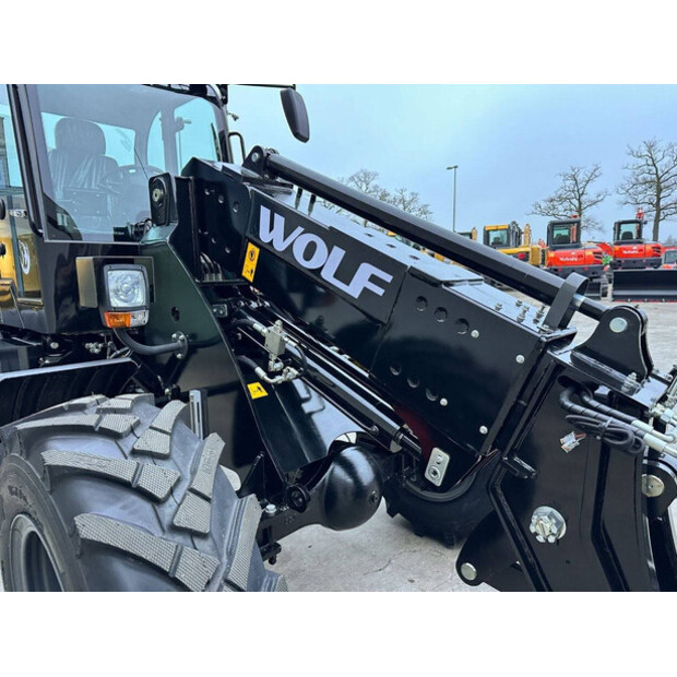 2025 وولف WL825T-44474237