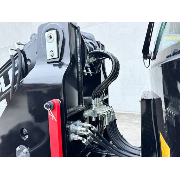 2025 وولف WL825T-44474245