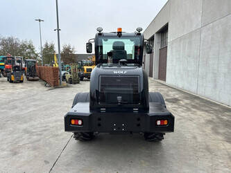 2025-wolf-wl825-1397495-44474274