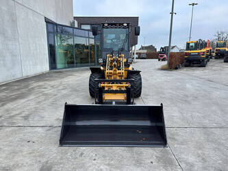 2024-wolf-mini-780t-1397498-44474412