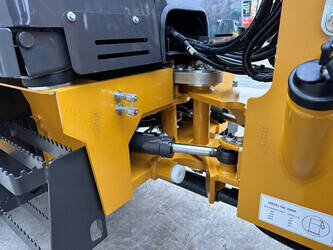 2024-wolf-mini-780t-1397498-44474428