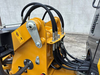 2024-wolf-mini-780t-1397498-44474430