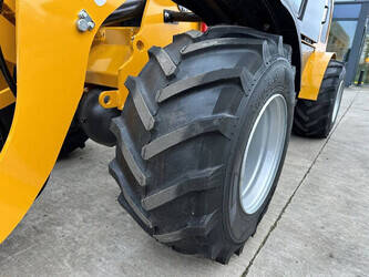 2024-wolf-mini-780t-1397498-44474433