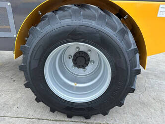 2024-wolf-mini-780t-1397498-44474437