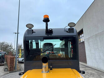 2024-wolf-mini-780t-1397498-44474439