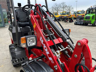 2025-wolf-mini-750-1397499-44474470