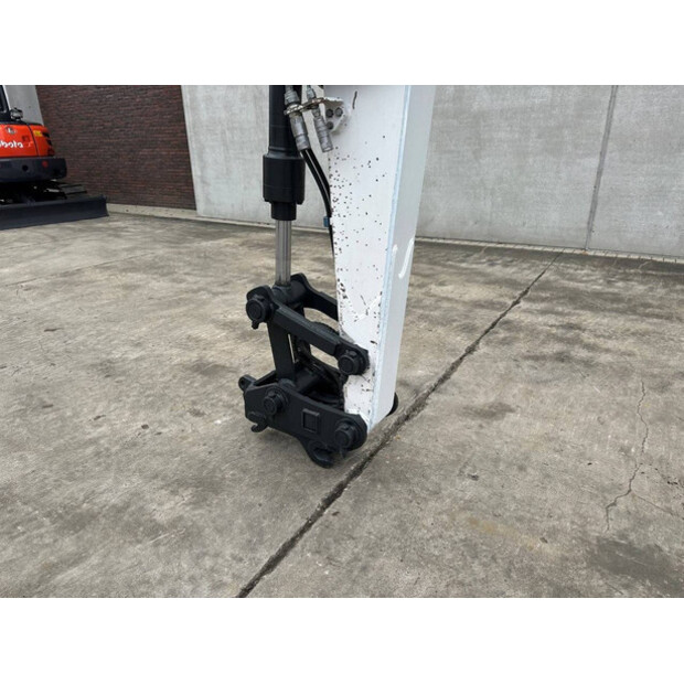 2018 بوبكات E85-44474611