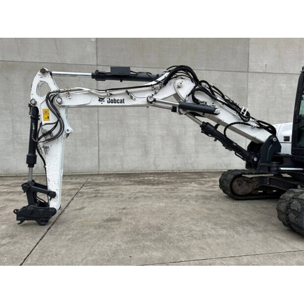 2018 بوبكات E85-44474616