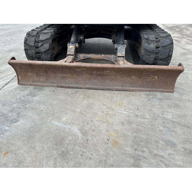 2018 بوبكات E85-44474628