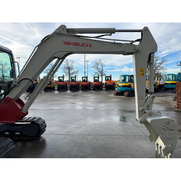 تاكوتشي TB150C-44474812