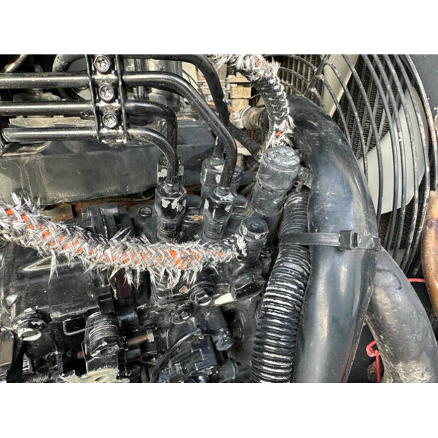 تاكوتشي TB150C-44474826