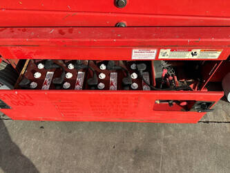 2002-jlg-2646-1397512-44474887