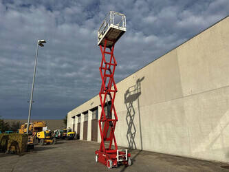 2002-jlg-2646-1397512-44474896