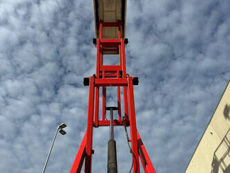 2002-jlg-2646-1397512-44474904