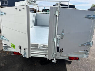 bw-trailer-others-1397531-44475216