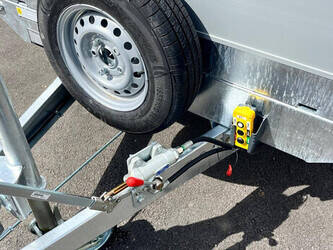 bw-trailer-others-1397531-44475217