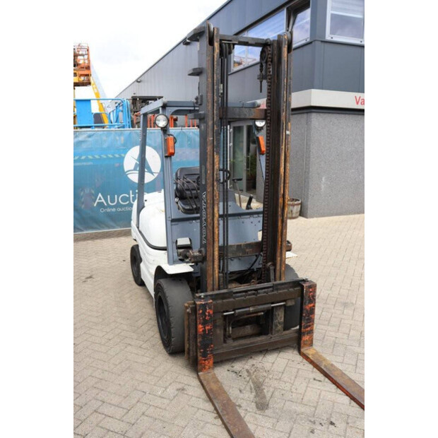 1997 Toyota 62-6FDF30-44475265