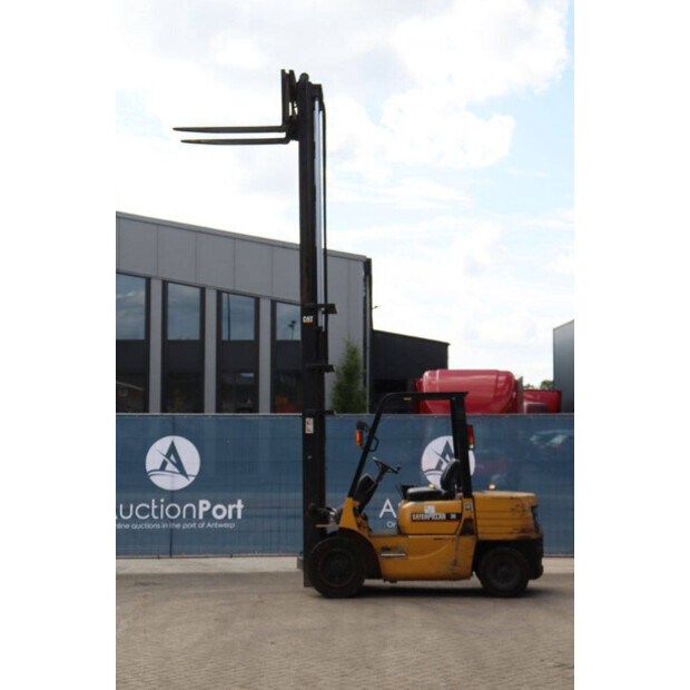 1997 Caterpillar DP30-44475497