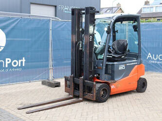 2017-toyota-8fbm20t-1397543-44475577