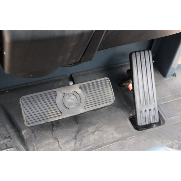 2017 Toyota 8FBM20T-44475592