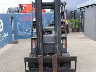 2002-still-r60-30-1397548-44475748