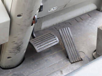 2002-still-r60-30-1397548-44475764