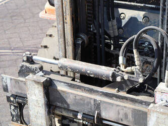 2011-toyota-42-7fgf25-1397559-44476109