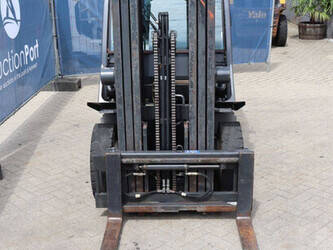 2005-nissan-ud02a25pq-1397562-44476219