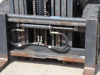 2005-nissan-ud02a25pq-1397562-44476222