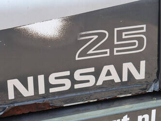 2005-nissan-ud02a25pq-1397562-44476225