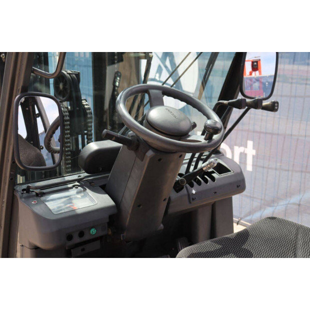 2005 نيسان UD02A25PQ-44476236