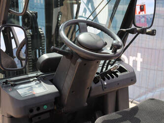 2005-nissan-ud02a25pq-1397562-44476236