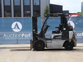 2006-nissan-ud02a25pq-1397563-44476250