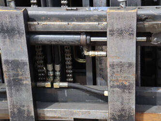 2006-nissan-ud02a25pq-1397563-44476260