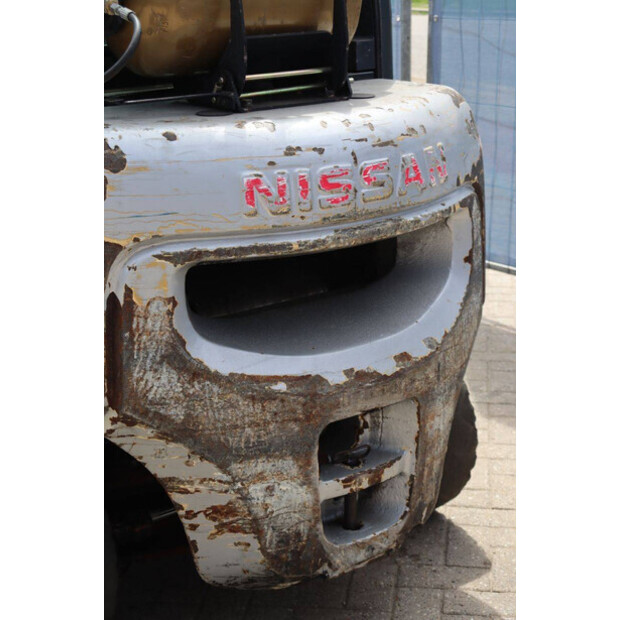 2006 NISSAN UD02A25PQ-44476265