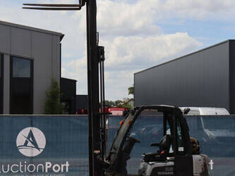 2006-nissan-ud02a25pq-1397563-44476278