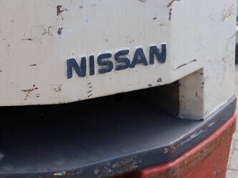 1995-nissan-kcugh02f350-1397564-44476302