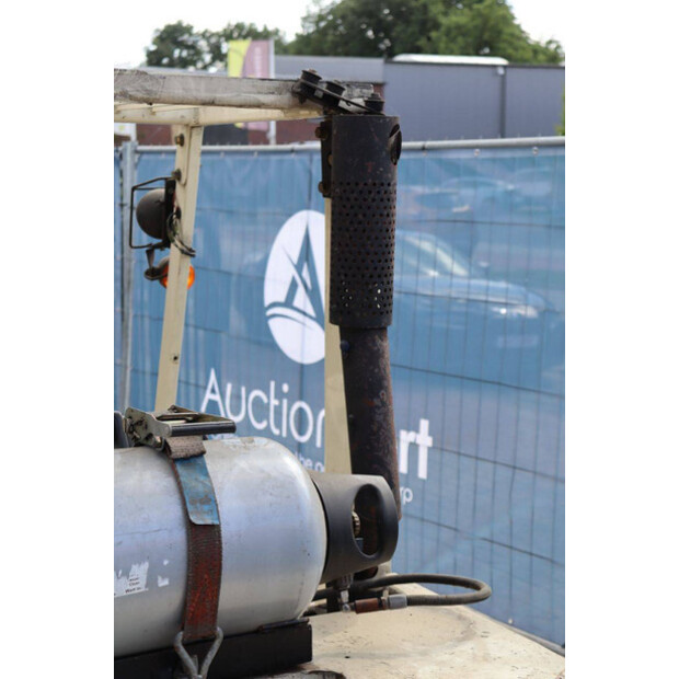 1995 NISSAN KCUGH02F350-44476304