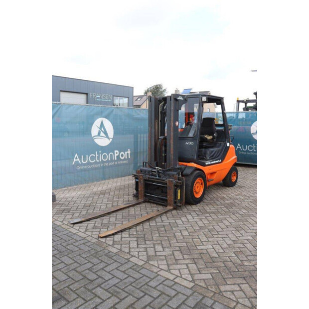 2002 Linde H30T-03-44476370