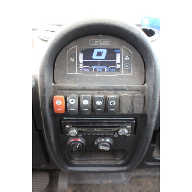 2010 جوبيل G5-44476476