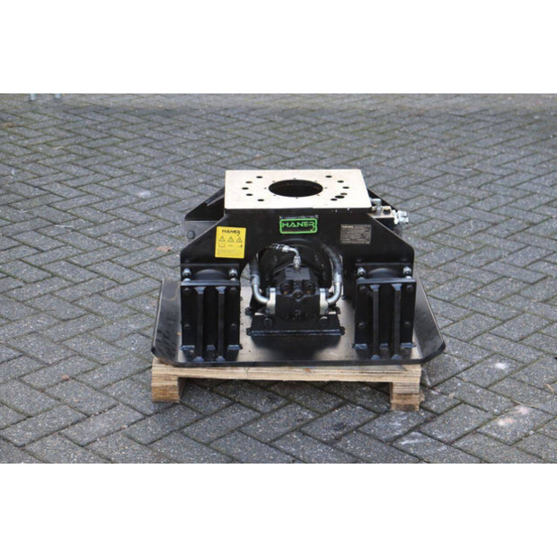 2025 هانر HPC 300A-44476761