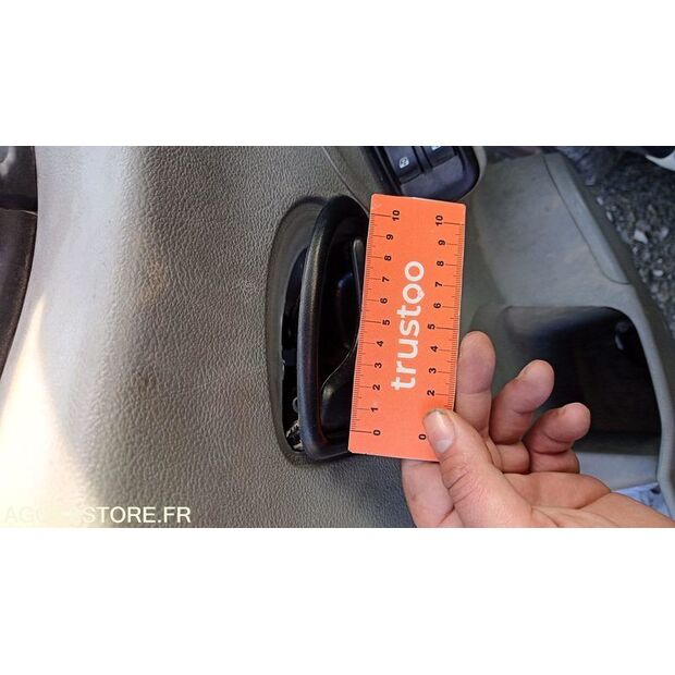 2009 Renault Master-44489639