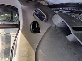 2009-renault-master-1397664-44489640