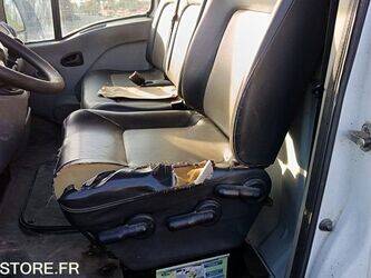 2009-renault-master-1397664-44489644