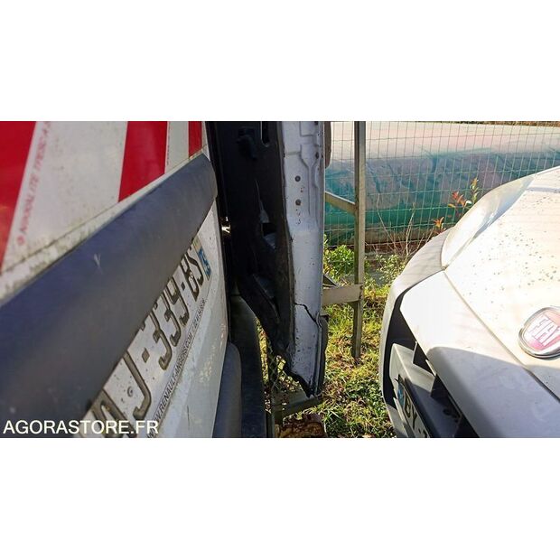 2009 Renault Master-44489648