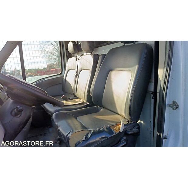 2009 Renault Master-44489650