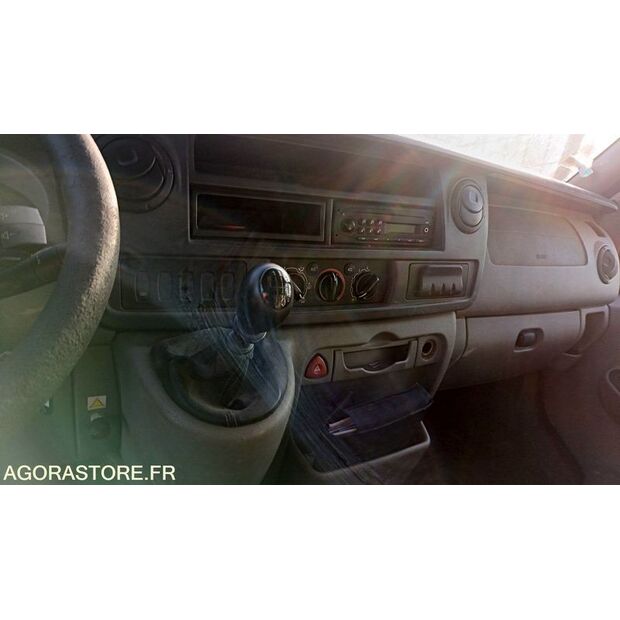 2009 Renault Master-44489652