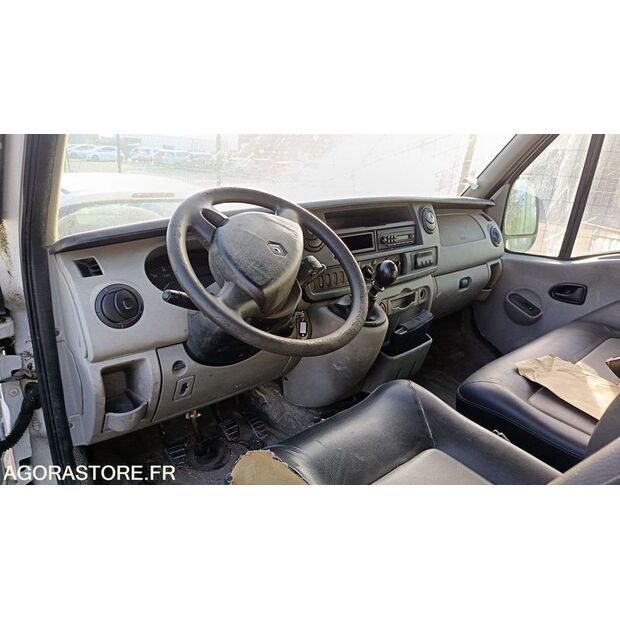 2009 Renault Master-44489653