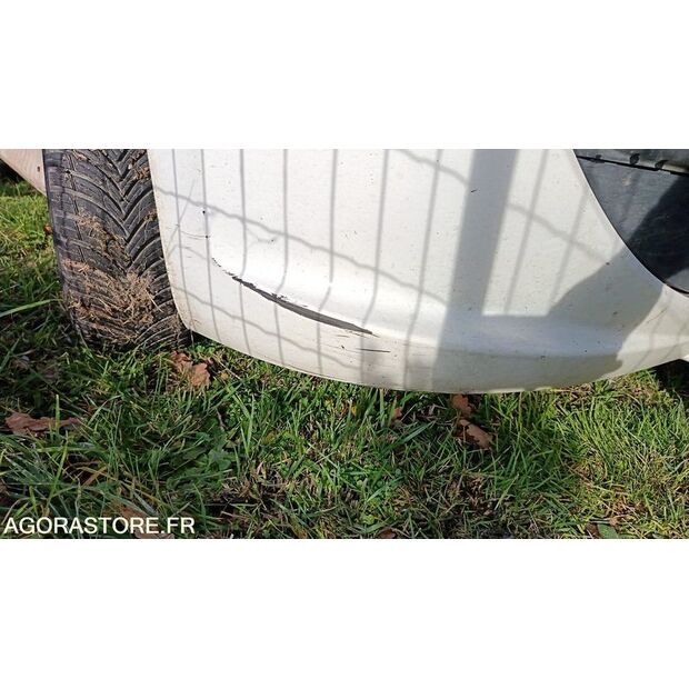 2010 Peugeot 206-44489711