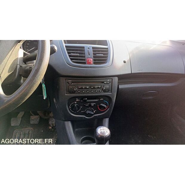 2010 Peugeot 206-44489717